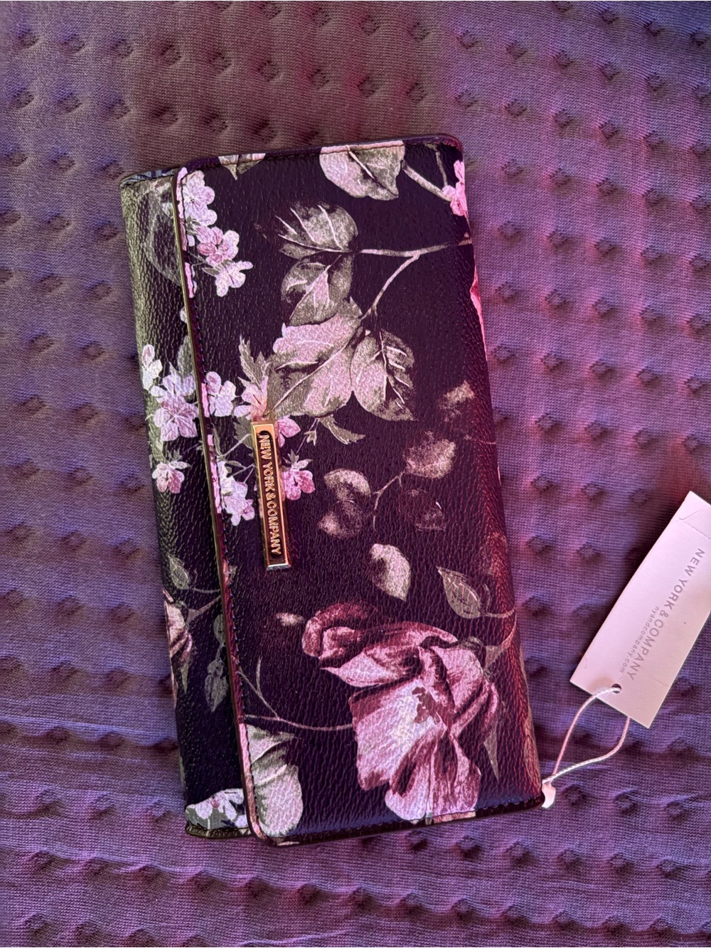 New York & Company Black Floral Zip Wallet Clutch